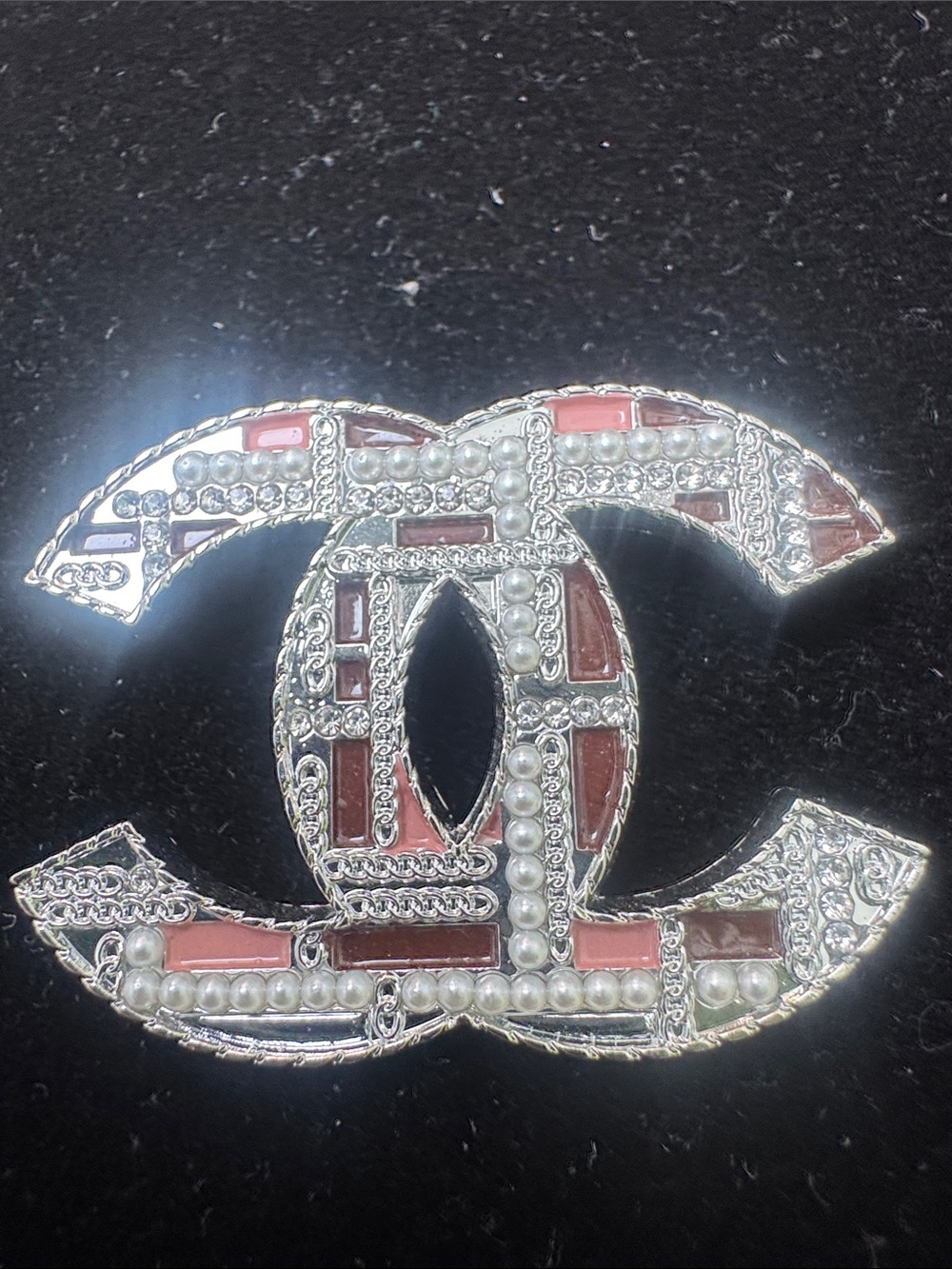 Brooch Interlocking - Picture 3 of 4